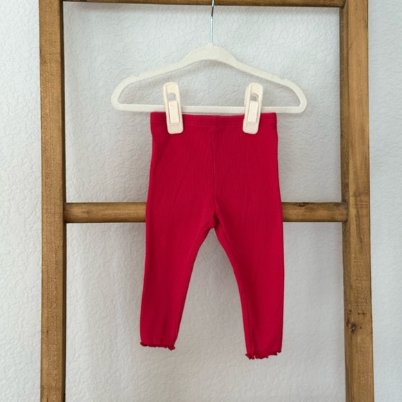 Red Ribbed Leggings With Ruffle Detail - Picture 1 of 1